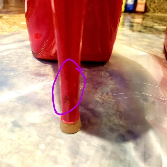 Christian Louboutin Rolando heels patent calf w/ original box & extra heel taps. - Picture 11 of 16